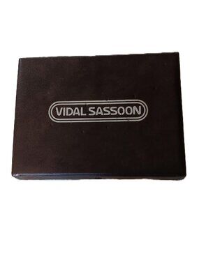 Vidal Sassoon VTG Curling Brush Iron Travel Set (flawed)